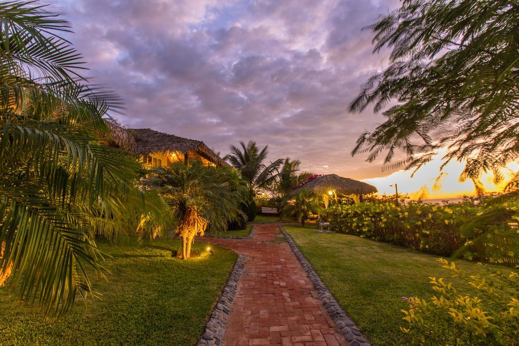 Villas Del Mar Манкора Екстериор снимка